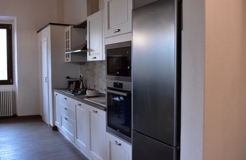 Oltrarno Apartment | Laura's House is a large bright space just 900 m. from the Boboli Gardens.