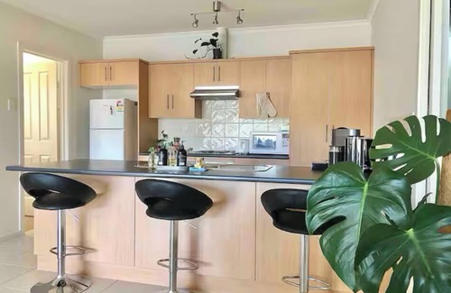 Tanunda House | LAVENDER CB at perfect location, free WiFi, Netflix - 3BR, 2BA.