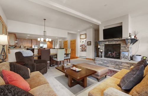 Kirkwood Condo | Lavishness at Elevation – Timber Ridge 3 Bedroom by RedAwning