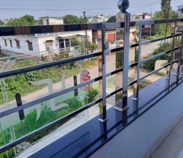 Haldwani House | Laxmidutt Complex HOME STAY