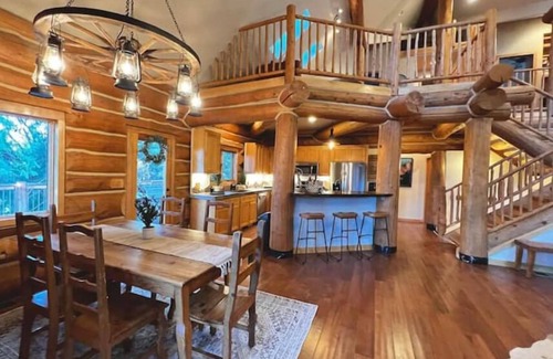 Placerville Cabin | Lazy Bear Haven - Luxury Log Cabin Retreatnn