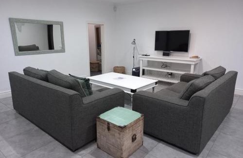 Lambert's Bay House | Lazy Days Apartments - Lambert's Bay