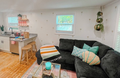 Murrells Inlet House | Lazy Days Bungalow, Heart of Murrells Inlet, Steps to the Marshwalk, Pets Okay