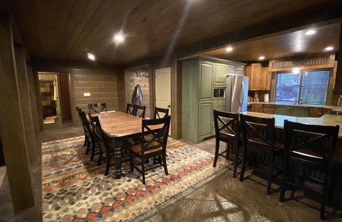 Island Park Cabin | Lazy Daze Lodge on Bill's Island near West Yellowstone National Park