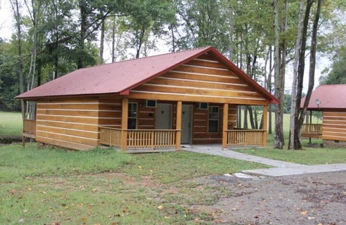 Joppa Cabin | Lazy G Cabin #8 Handicap Accessible