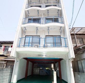 Kita Ward House | Lazy House