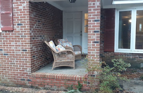 Myrtle Grove House | Lazy Oaks peaceful solitude!