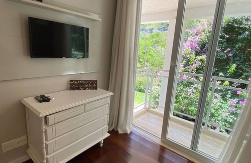 Araras House | LB - SE03 House Vale do Bonsucesso Vacation Rental