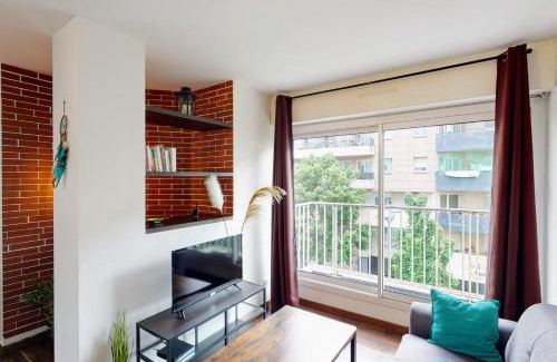 Annecy Apartment | Le Berthollet 9 - Renovated apartment 1 bedroom 2 steps - Annecy center