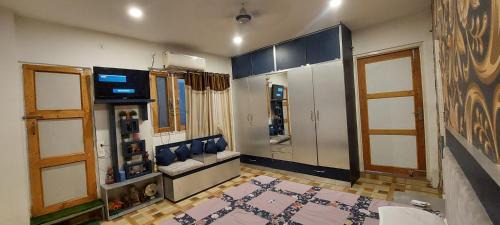 Rudrapur House | Le Bluz