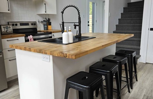 Mauricie House | Le Chal'Heureux - Modern Cottage with Spa