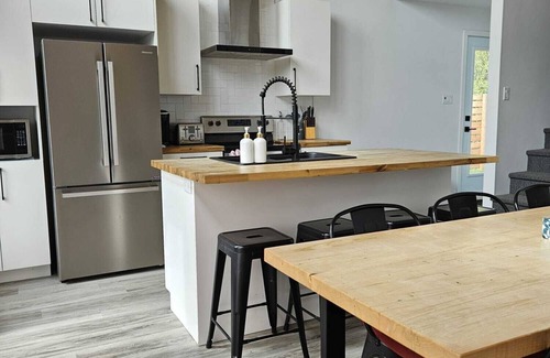 Mauricie House | Le Chal'Heureux - Modern Cottage with Spa