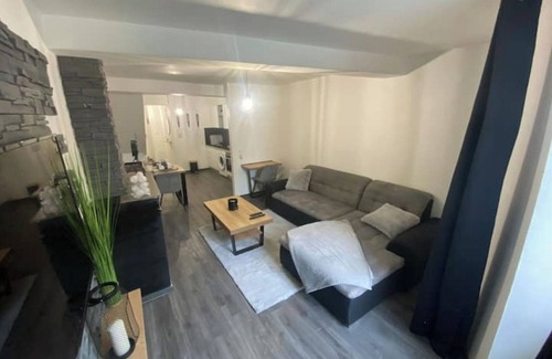 Bourgoin-Jallieu House | Le Ciné'ppart Easy Life