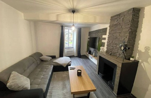Bourgoin-Jallieu House | Le Ciné'ppart Easy Life