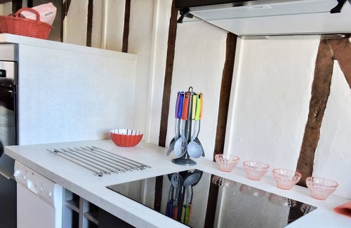 Montcavrel House | Le Clos Dessyag