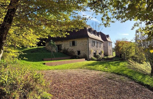 Gagnac-sur-Cere House | Le colombié, Superbe maison en pierre rénovée.