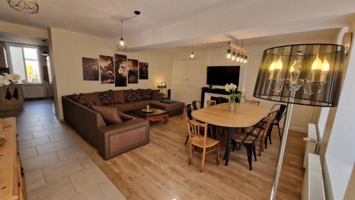 Appoigny Apartment | Le Grand Bourgeois