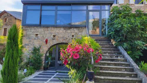 Compeyre House | Le Mas ROLLAND, Piscine chauffée & SPA - Millau - Gorges du Tarn