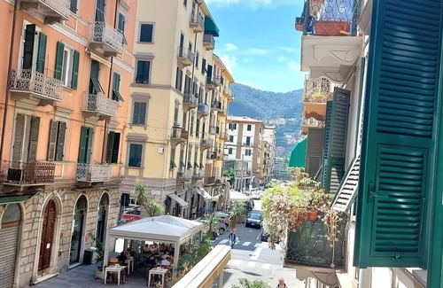 La Spezia Historic Centre Apartment | LE NEREIDI in the heart of the istorical centre