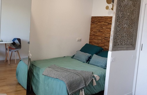 Ozoir-la-Ferriere Apartment | Le Paon, warm and quiet between Paris and Disneyland