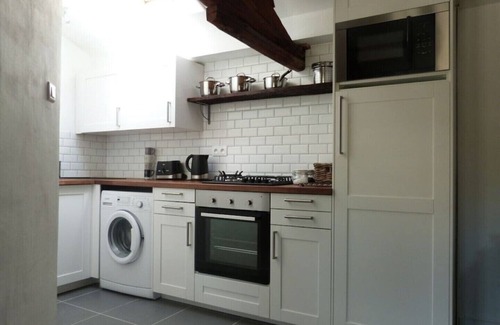Chaunay Cottage | Le Petit Paradis