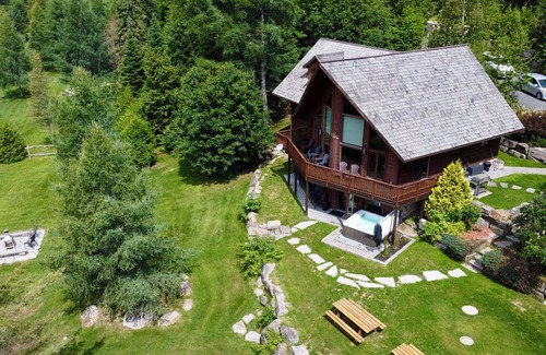 Saint-Faustin-Lac-Carre Ski Chalet | Le Prestigieux, Lake, Spa, Air, BBQ, Golf & Ski