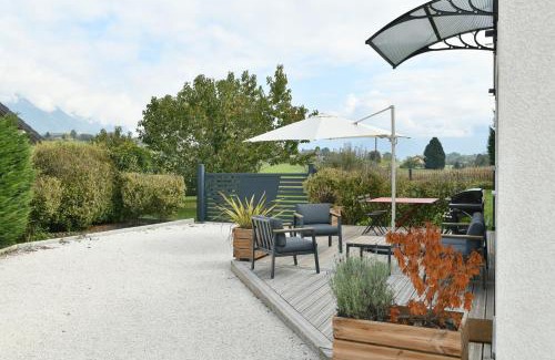 Coise-Saint-Jean-Pied-Gauthier Apartment | Le Relai Du Val -Wifi Terrasse