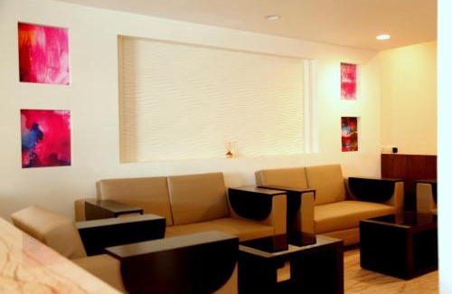 Jammu Hotel | Le Roi Jammu - Near Jammu Railway Station