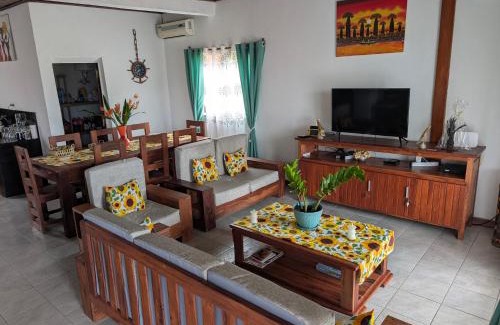 Maroantsetra House | Le tournesol Belle villa