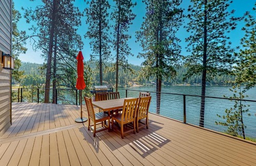 Harrison House | Leaning Pine Point at Half Round Bay