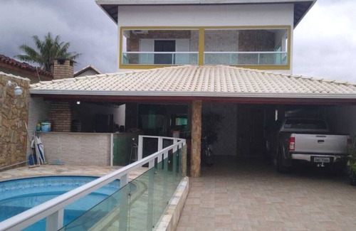 Praia Grande House | Left of high standard