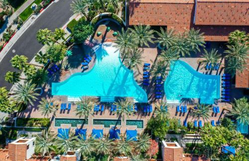 La Quinta Apartment | Legacy Villas 1 BR Villa Suite Resort Pools Spas Mountain view