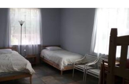 Midpines House | Leichtlin Lily House