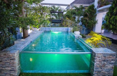 Ajah Villa | LEKKI SECRET MANSION 'n' SWIMMING POOl