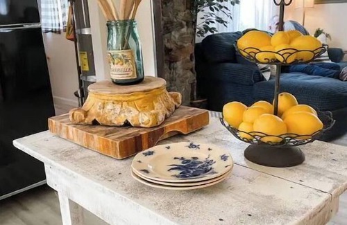 Auburn Cottage | Lemon Tree Cottage on the Placer Wine trail