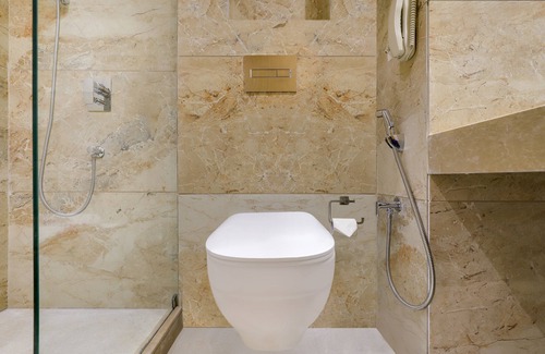 Agra Hotel | Lemon Tree Hotel Agra