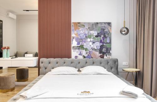 Lviv City Center Apartment | LEOGRAND Apartments on Leontovycha 17