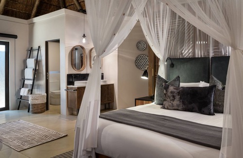 Skukuza Hotel | Leopard Sands, Kruger Park