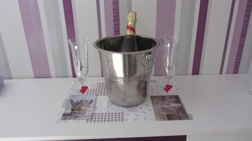 Choloy-Menillot Bed & Breakfast | Les Glycines