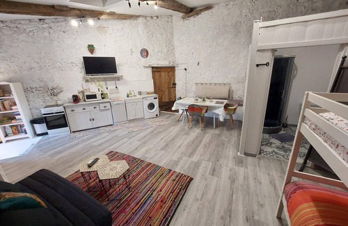 Tuchan Cottage | Les Maisons de Gaïa: Renovated barn