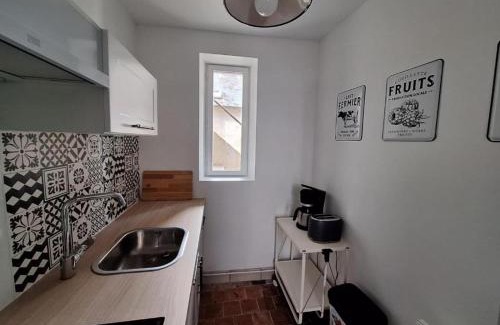 La Charite-sur-Loire Apartment | Les Remparts 1