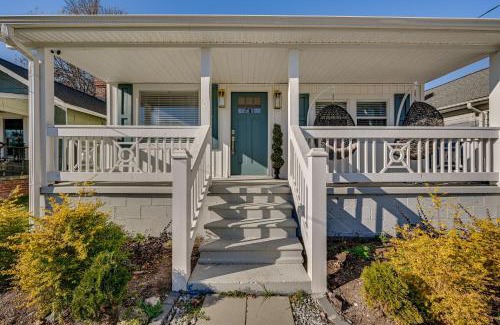 Parker House | Less Than 3 Mi to Dtwn Modern Cottage in Greenville!