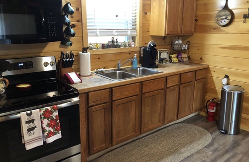 Cosby Cabin | Less than 30 mins to Gatlinburg! Enjoy more nature and less traffic and crowds!