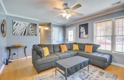 Greensboro House | Less Than 4 Mi to Dtwn Greensboro Renovated Home with Yard!