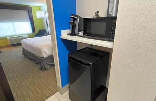 Las Vegas Apartment | Less than a minutes’ drive from Interstate 25, this Las Vegas .