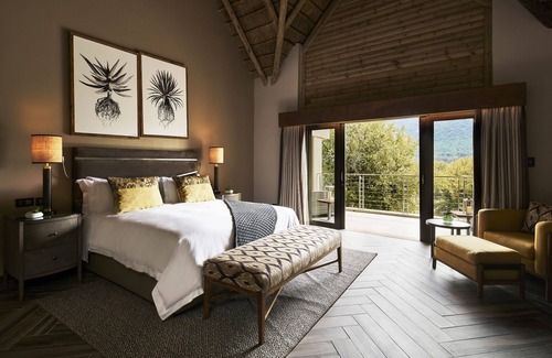 Bela-Bela Cabin | Letamo at Qwabi Private Game Reserve