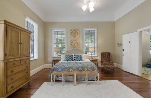 Pendleton Bed & Breakfast | Liberty Hall Bed and Breakfast