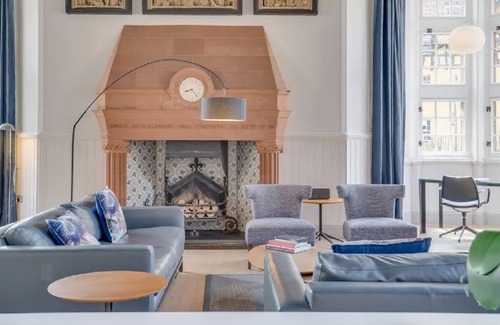 Amsterdam East Apartment | Licht en Ruim 5-kamer Appartement