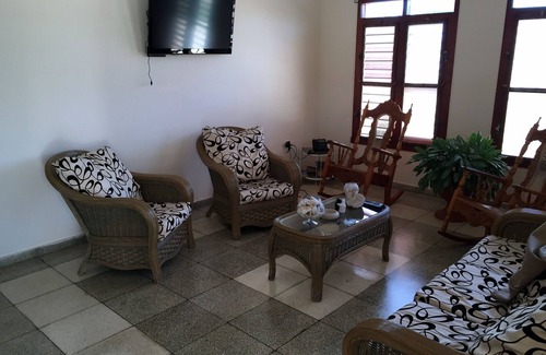 Municipality of Cienaga de Zapata House | Lidia y Julio