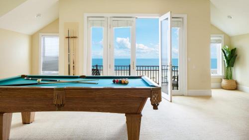 Palmetto Dunes House | Lido by AvantStay Oceanfront Home w Pool Hot Tub Game Room Gorgeous Views